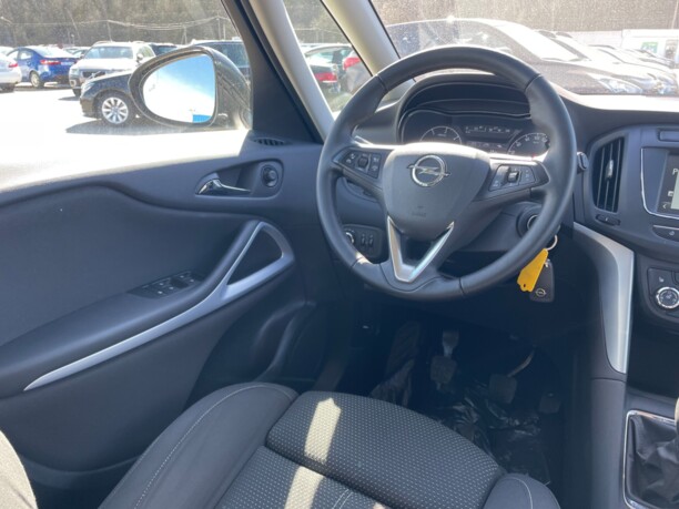 Opel Zafira C · Рестайлинг, 7 мест, 2017 г.