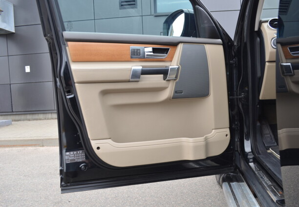 Land Rover Discovery IV · Рестайлинг, 2014 г.