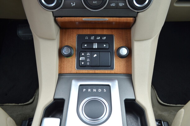 Land Rover Discovery IV · Рестайлинг, 2014 г.