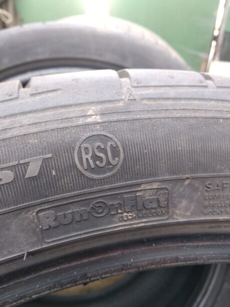 Легковые шины Dunlop Sport Maxx GT 315/35 R20 4 шт.
