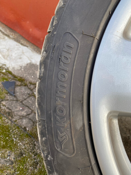 Легковые шины Kormoran UHP 235/45 R18 4 шт.