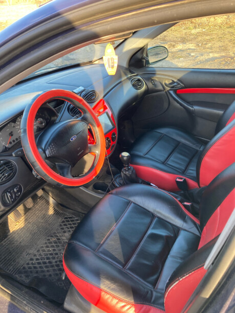 Ford Focus I · Рестайлинг, 2001 г.