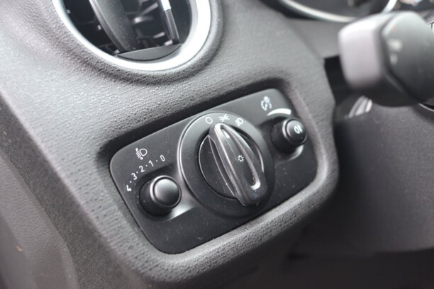 Ford Fiesta VI · Рестайлинг, 2015 г.