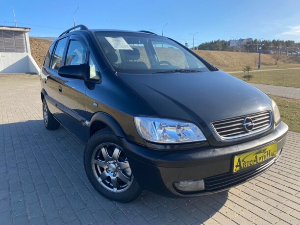 Opel Zafira A, 7 мест, 2000 г.