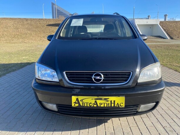 Opel Zafira A, 7 мест, 2000 г.