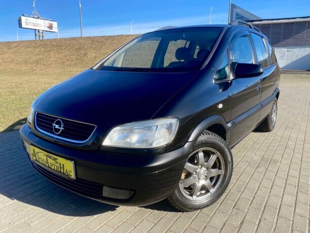 Opel Zafira A, 7 мест, 2000 г.