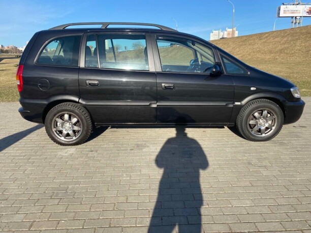 Opel Zafira A, 7 мест, 2000 г.