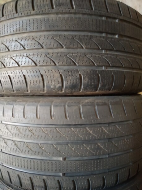 Легковые шины Minerva 235/40 R18 4 шт.