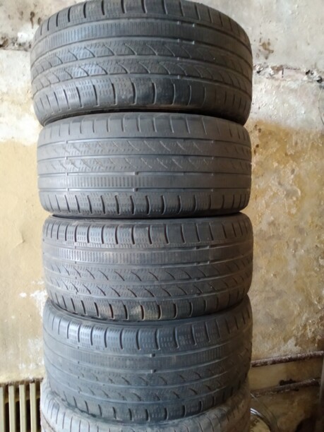 Легковые шины Minerva 235/40 R18 4 шт.