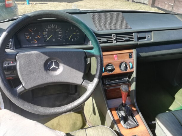 Mercedes-Benz E-Класс W124, S124, C124, A124, 1985 г.