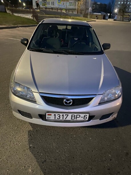 Mazda 323F, 2000 г.