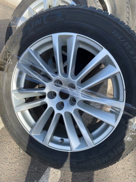JLR - Razor Twin 7 Spoke 8.5x19 5x108 4 шт.