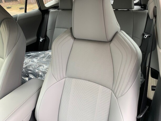 Toyota Venza II, 2021 г.