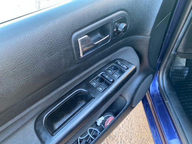 Volkswagen Golf IV, 2001 г.