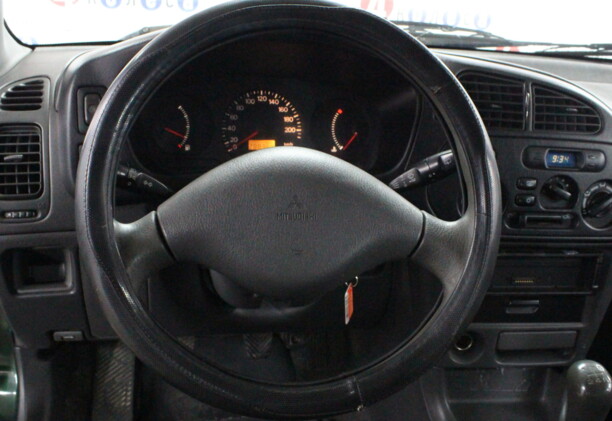 Mitsubishi Colt V, 1999 г.