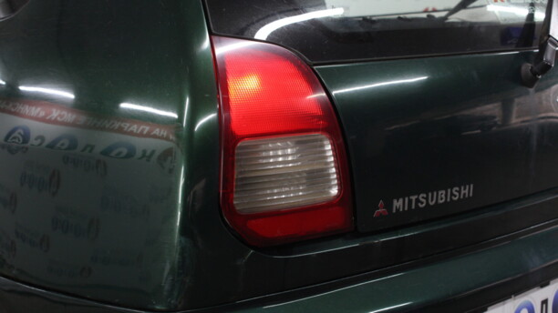 Mitsubishi Colt V, 1999 г.