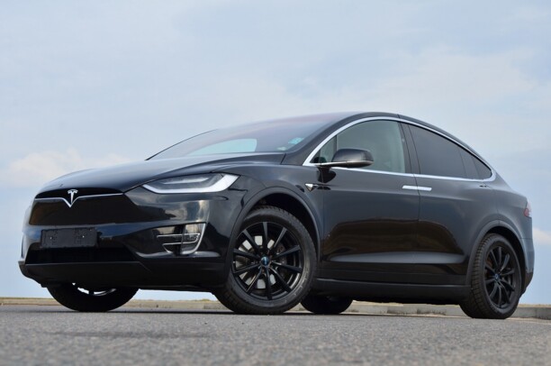 Tesla Model X, 2018 г.