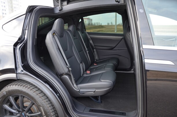 Tesla Model X, 2018 г.