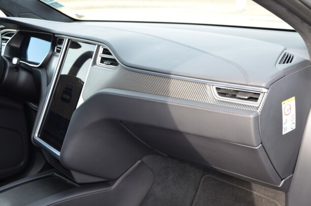 Tesla Model X, 2018 г.