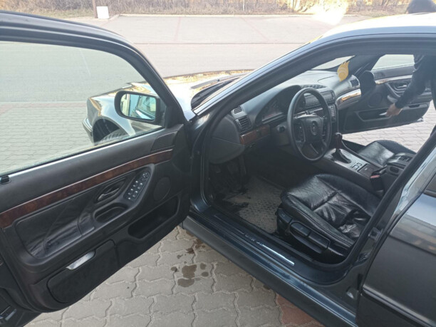 BMW 7 серия E38, 2000 г.