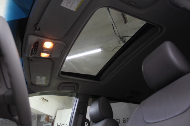 Toyota Sienna II (XL20) · Рестайлинг, 7 мест, 2009 г.