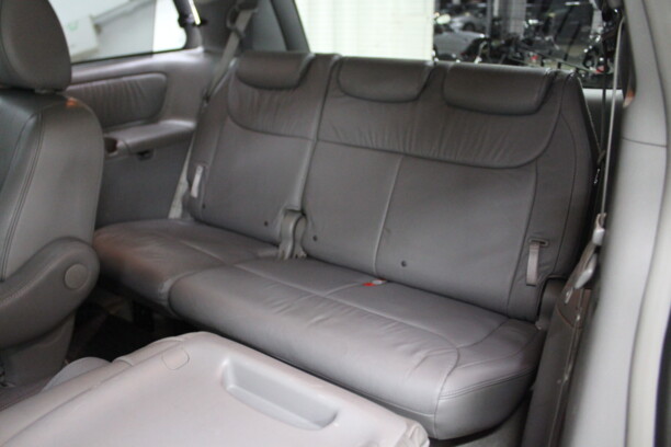 Toyota Sienna II (XL20) · Рестайлинг, 7 мест, 2009 г.
