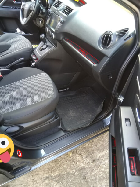 Mazda 5 II, 7 мест, 2013 г.