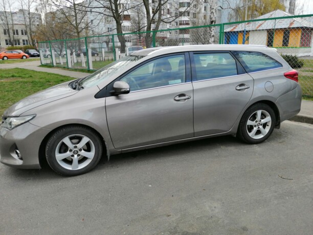 Toyota Auris II (E180), 2014 г.