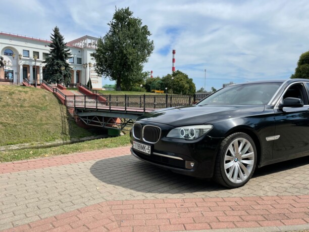 BMW 7 серия F02 (Long), 2010 г.