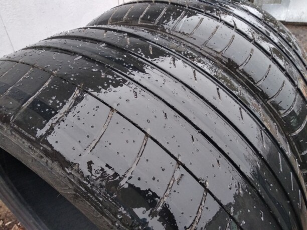 Легковые шины Dunlop Sport Maxx GT 315/35 R20 4 шт.