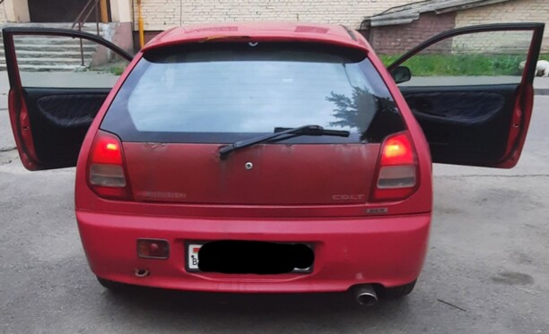 Mitsubishi Colt V, 1996 г.