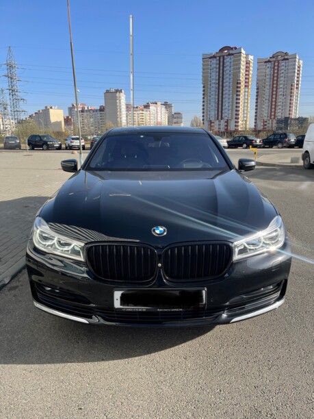 BMW 7 серия G12 (Long), 2015 г.