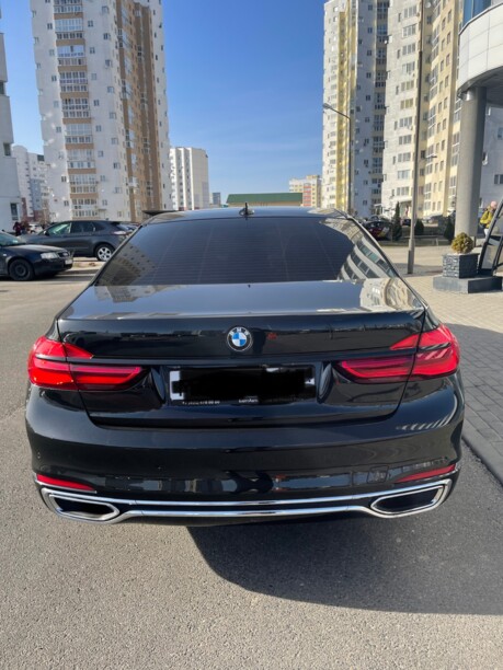 BMW 7 серия G12 (Long), 2015 г.