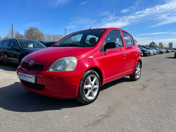 Toyota Yaris I (P1), 2001 г.
