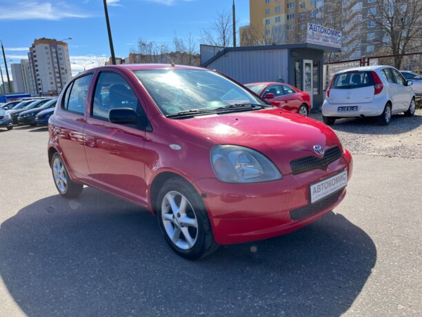 Toyota Yaris I (P1), 2001 г.
