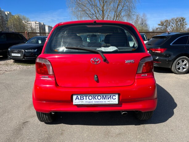 Toyota Yaris I (P1), 2001 г.