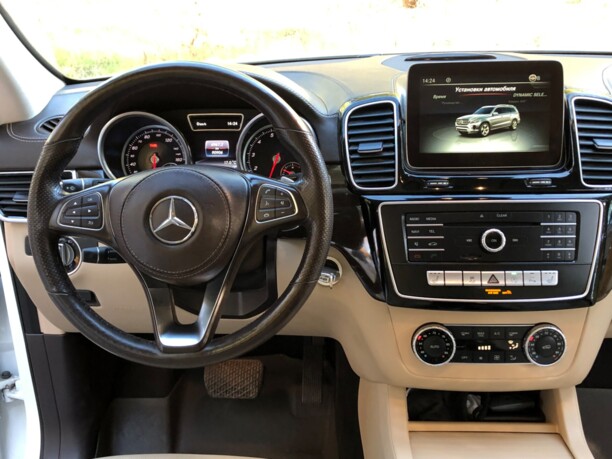 Mercedes-Benz GLS X166, 7 мест, 2016 г.