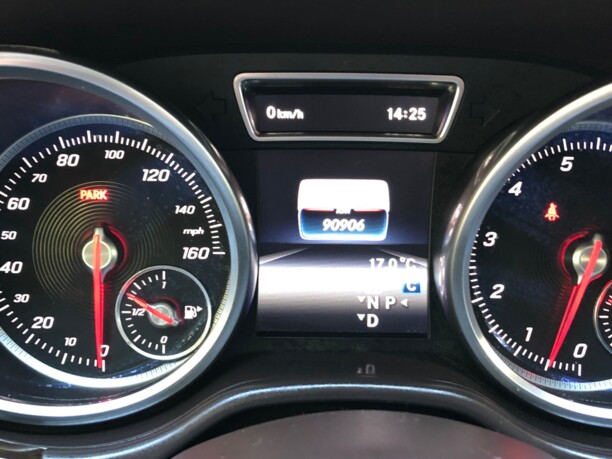 Mercedes-Benz GLS X166, 7 мест, 2016 г.