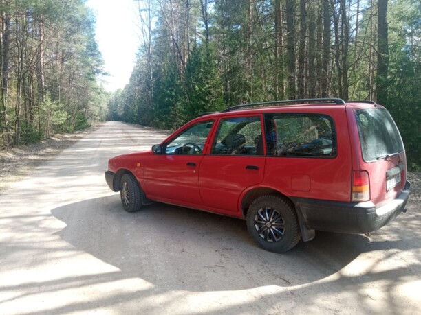 Nissan Sunny Y10, 1992 г.
