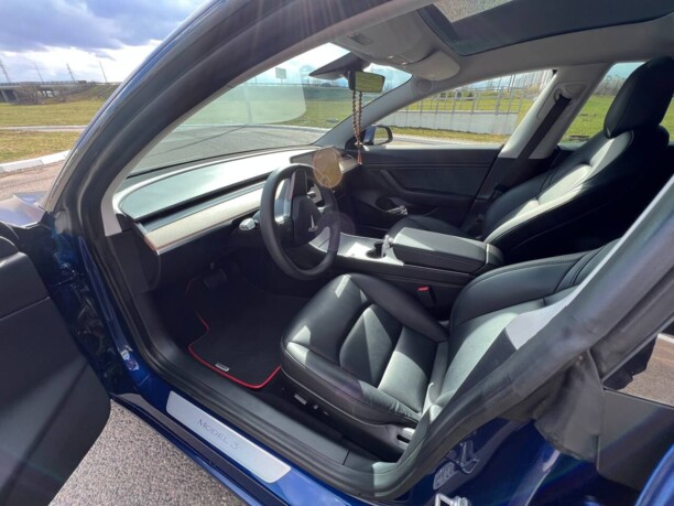 Tesla Model 3, 2020 г.