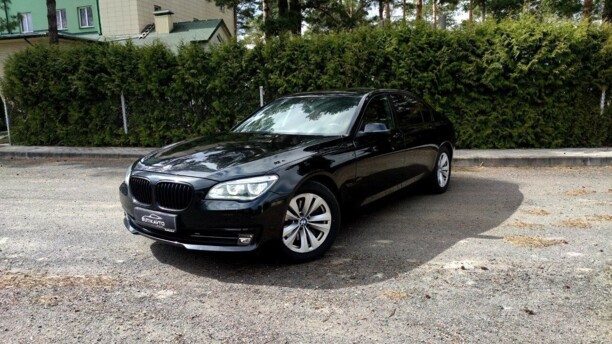 BMW 7 серия F02 (Long) · Рестайлинг, 2015 г.