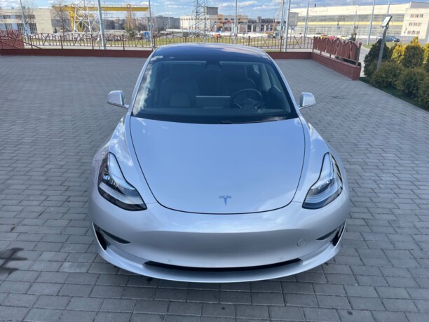 Tesla Model 3, 2018 г.