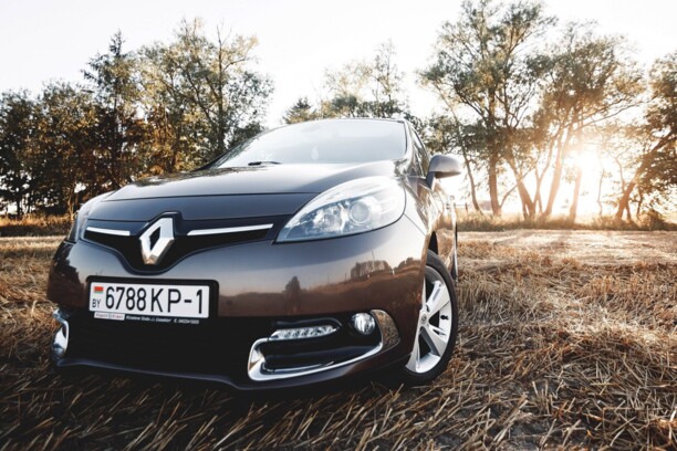 Renault Grand Scenic III · 2-й рестайлинг, 7 мест, 2014 г.