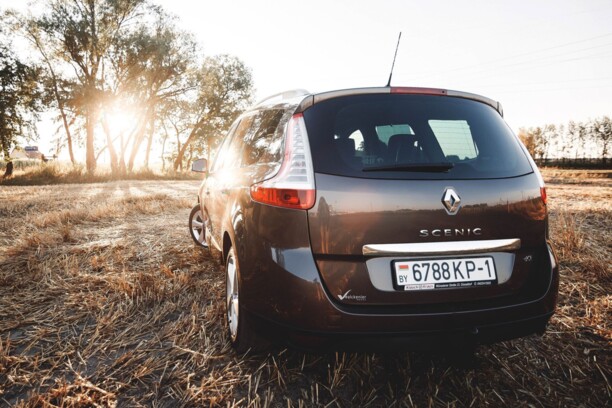 Renault Grand Scenic III · 2-й рестайлинг, 7 мест, 2014 г.
