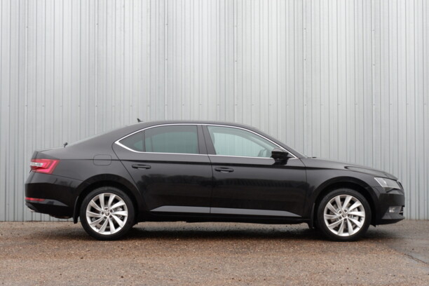 Skoda Superb III, 2017 г.