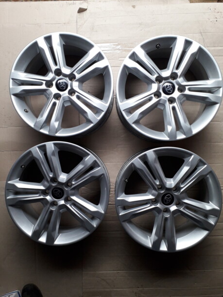 Toyota 7x17 5x114.3 4 шт.