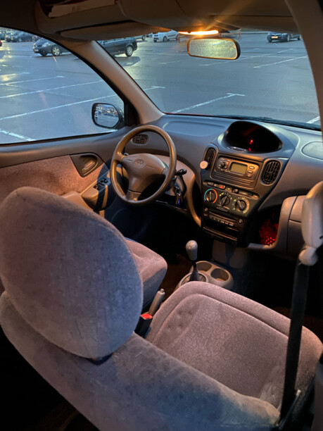 Toyota Yaris Verso, 2001 г.