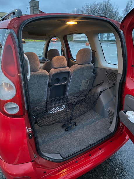 Toyota Yaris Verso, 2001 г.