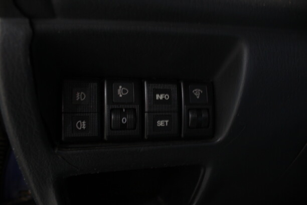 Mazda 323 BJ, 2000 г.