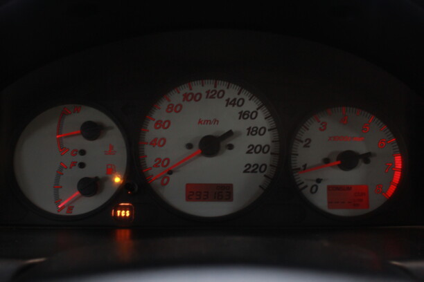 Mazda 323 BJ, 2000 г.